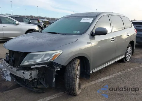2015 Nissan Pathfinder S z USA, uszkodzony, nr VIN 5N1AR2MM1FC618773